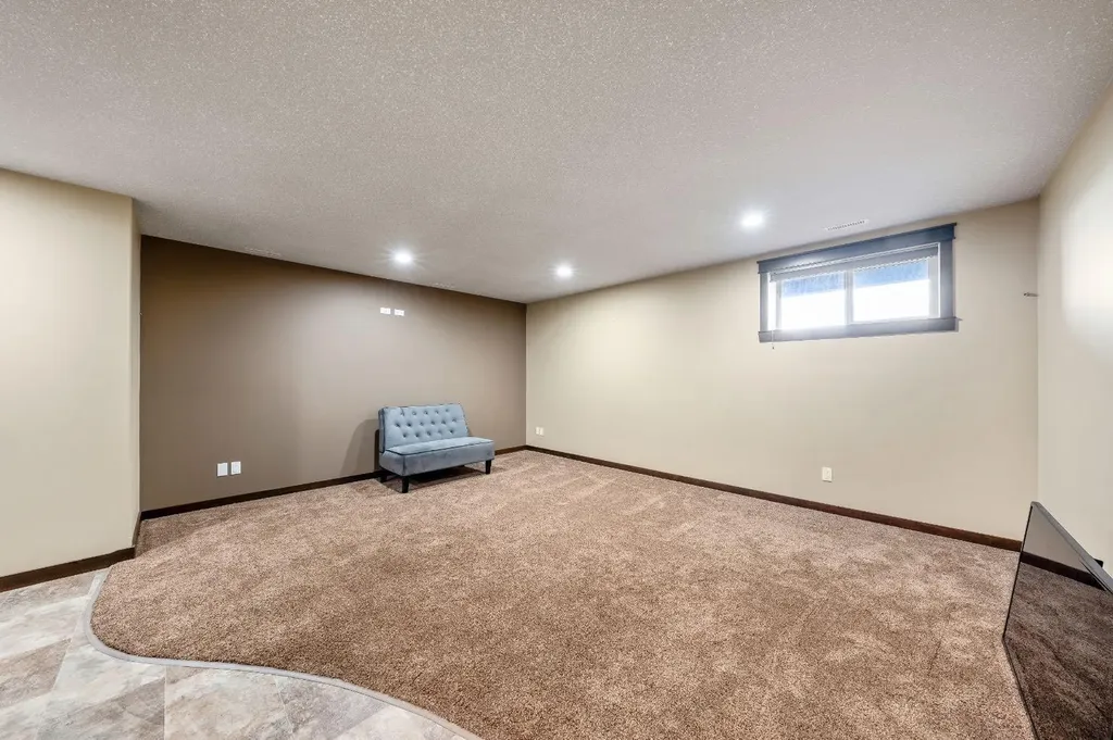 252042 Township Road 230 Rural Wheatland County AB T1P 0T2