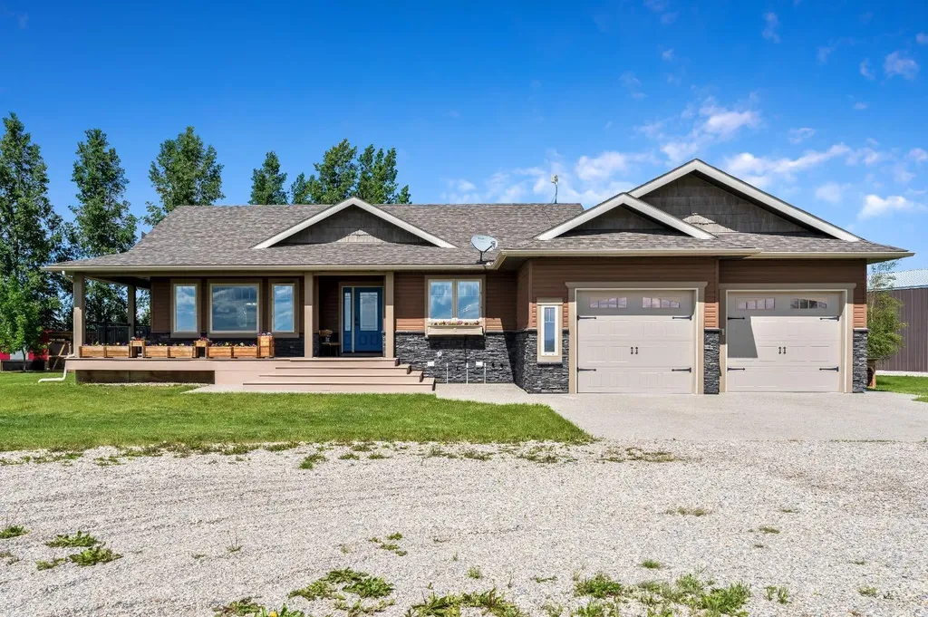 252042 Township Road 230 Rural Wheatland County AB T1P 0T2