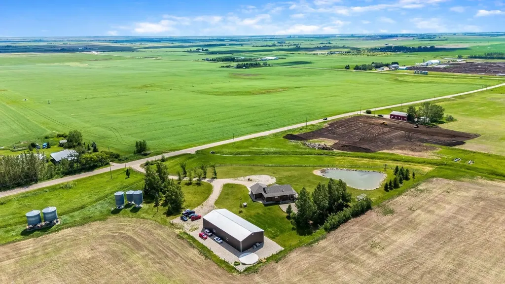 252042 Township Road 230 Rural Wheatland County AB T1P 0T2