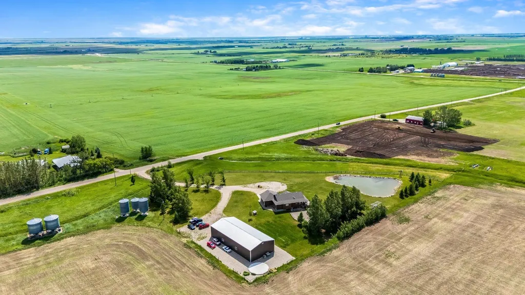 252042 Township Road 230 Rural Wheatland County AB T1P 0T2