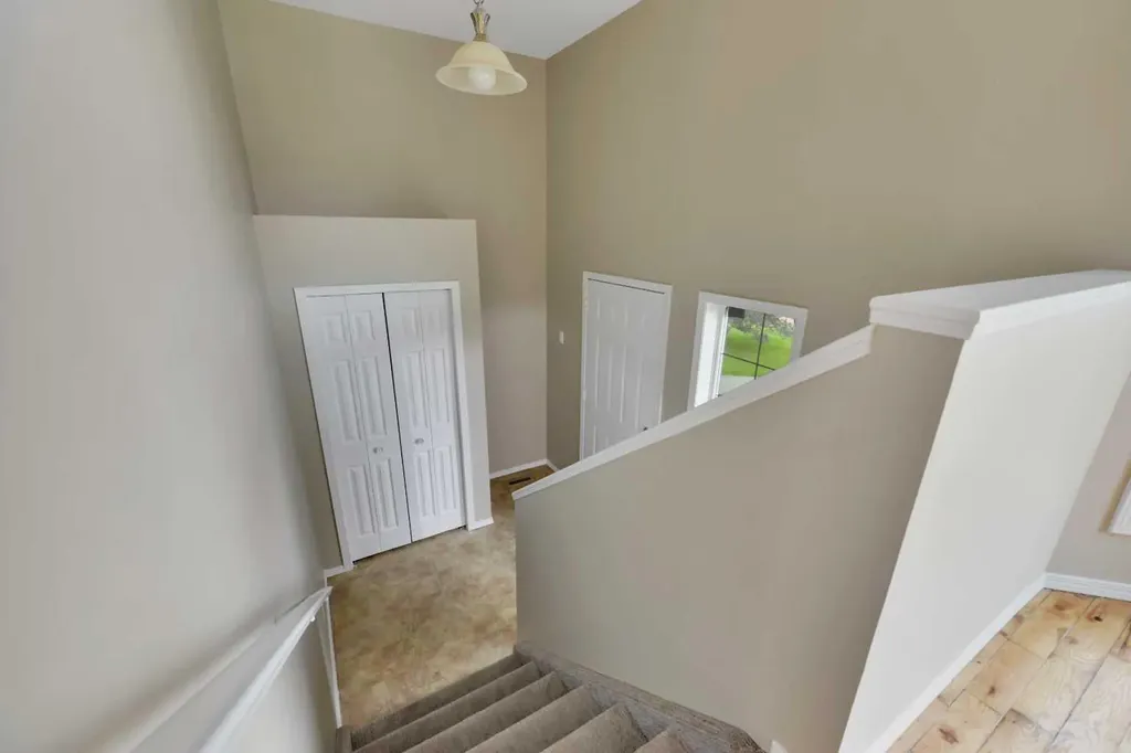 132 Kirkland Close Red Deer AB T4P 4A4