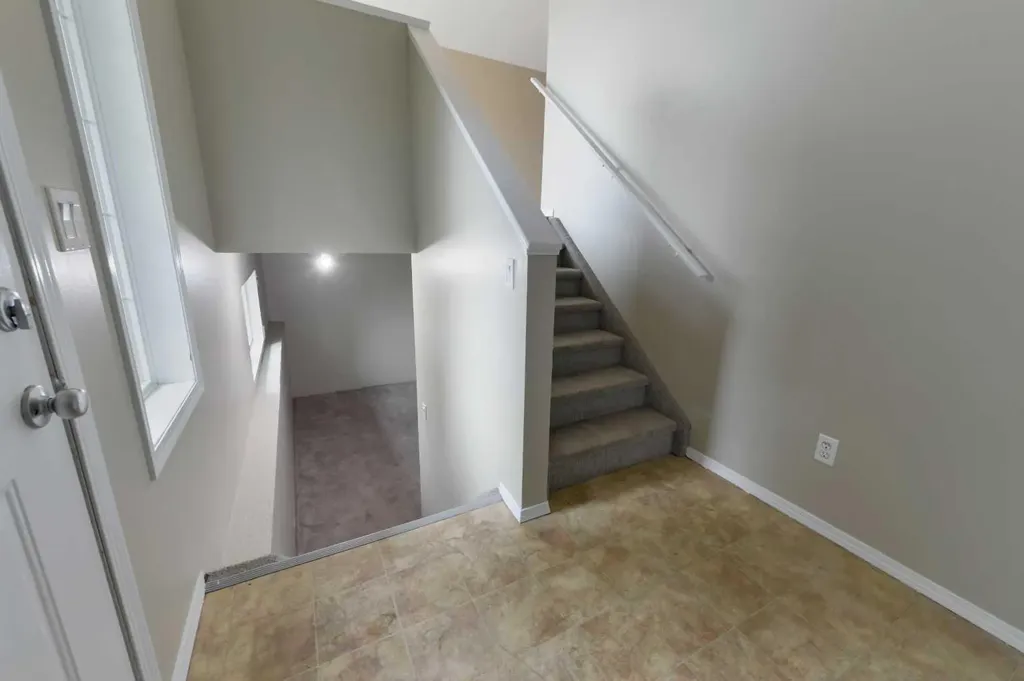 132 Kirkland Close Red Deer AB T4P 4A4