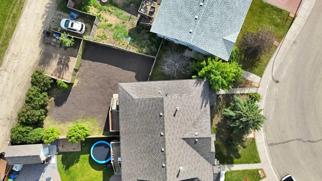 132 Kirkland Close Red Deer AB T4P 4A4