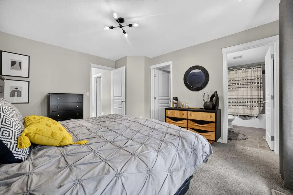 318 Twinriver Road W Lethbridge AB T1J 5B9