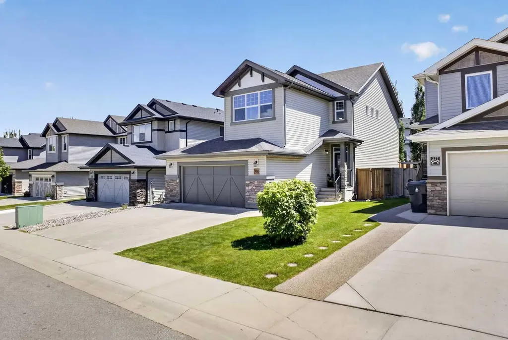 318 Twinriver Road W Lethbridge AB T1J 5B9