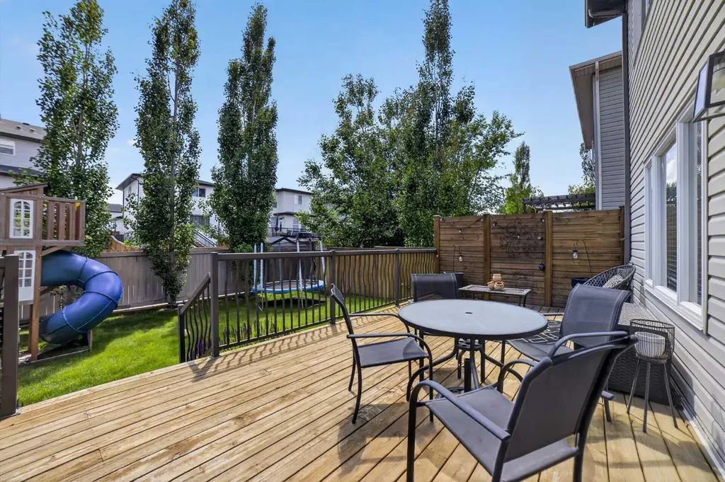 318 Twinriver Road W Lethbridge AB T1J 5B9