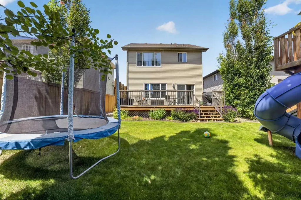 318 Twinriver Road W Lethbridge AB T1J 5B9