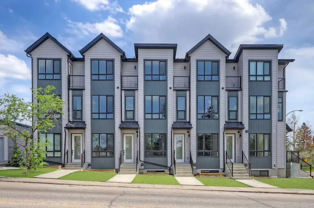 3550 45 Street SW Calgary AB T3E 3V2
