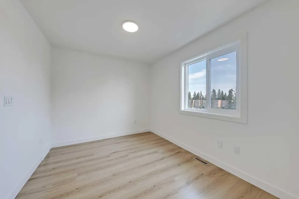 3550 45 Street SW Calgary AB T3E 3V2
