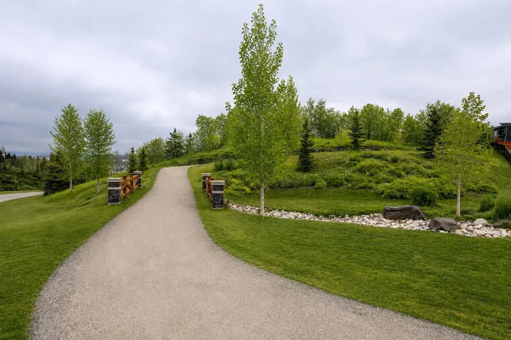 501 River Heights Drive Cochrane AB T4C 2L3