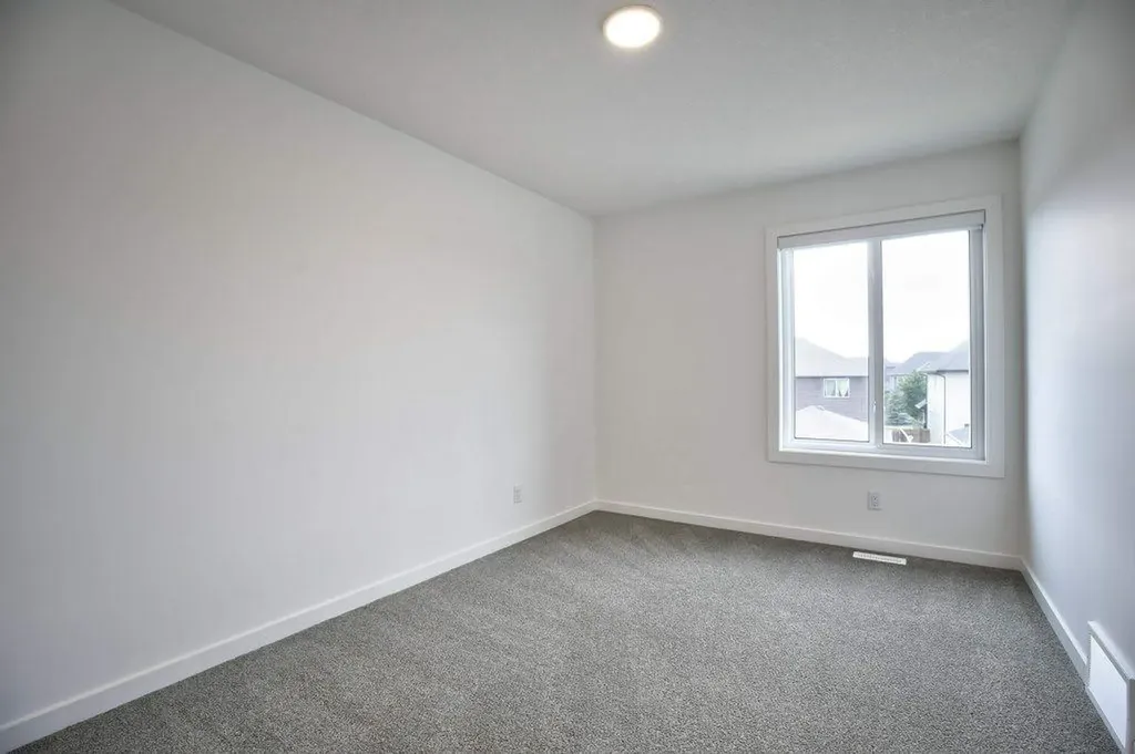 41 Legacy Point Terrace SE Calgary AB T2X 6R9