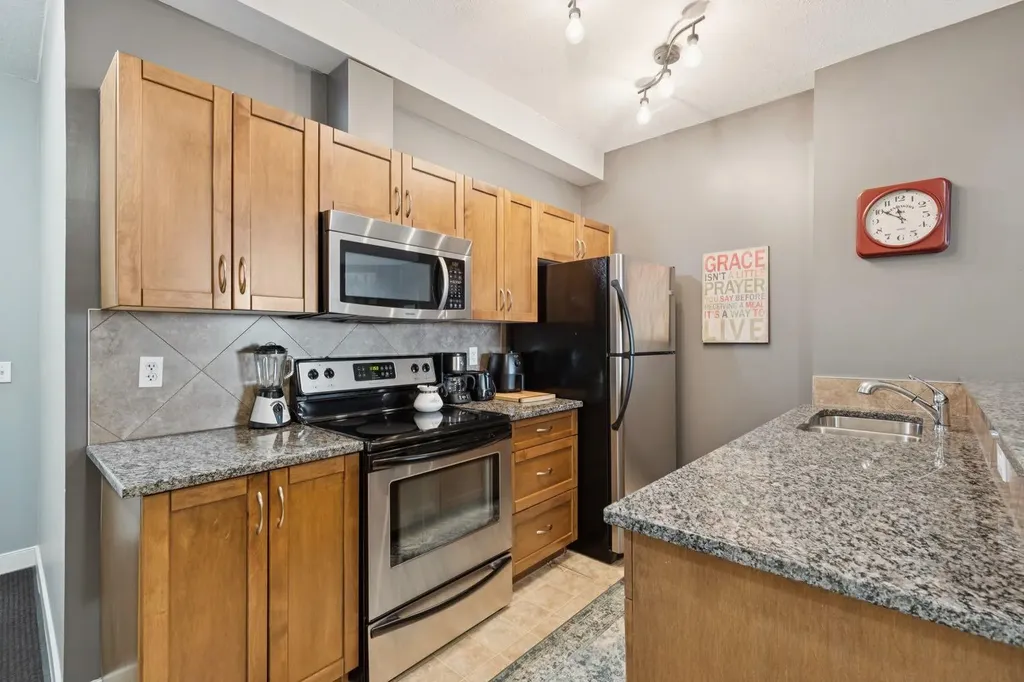 132 1 Avenue NW Airdrie AB T4B 3H4