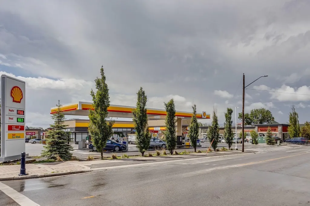 132 1 Avenue NW Airdrie AB T4B 3H4