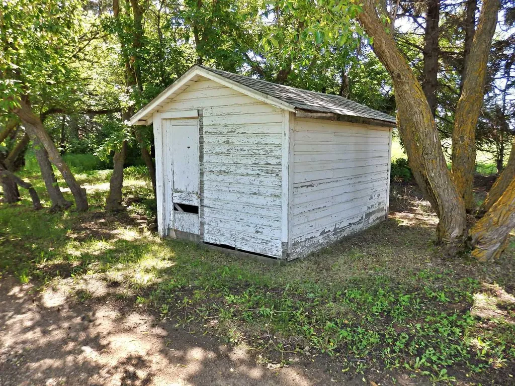 64045 511 Township Vermilion AB T9X 2B1
