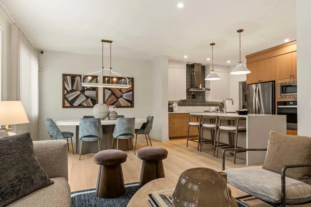 148 Lucas Green NW Calgary AB T3P 2X9