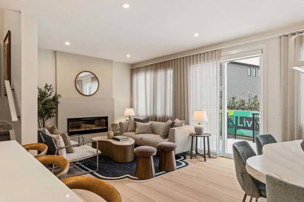 148 Lucas Green NW Calgary AB T3P 2X9