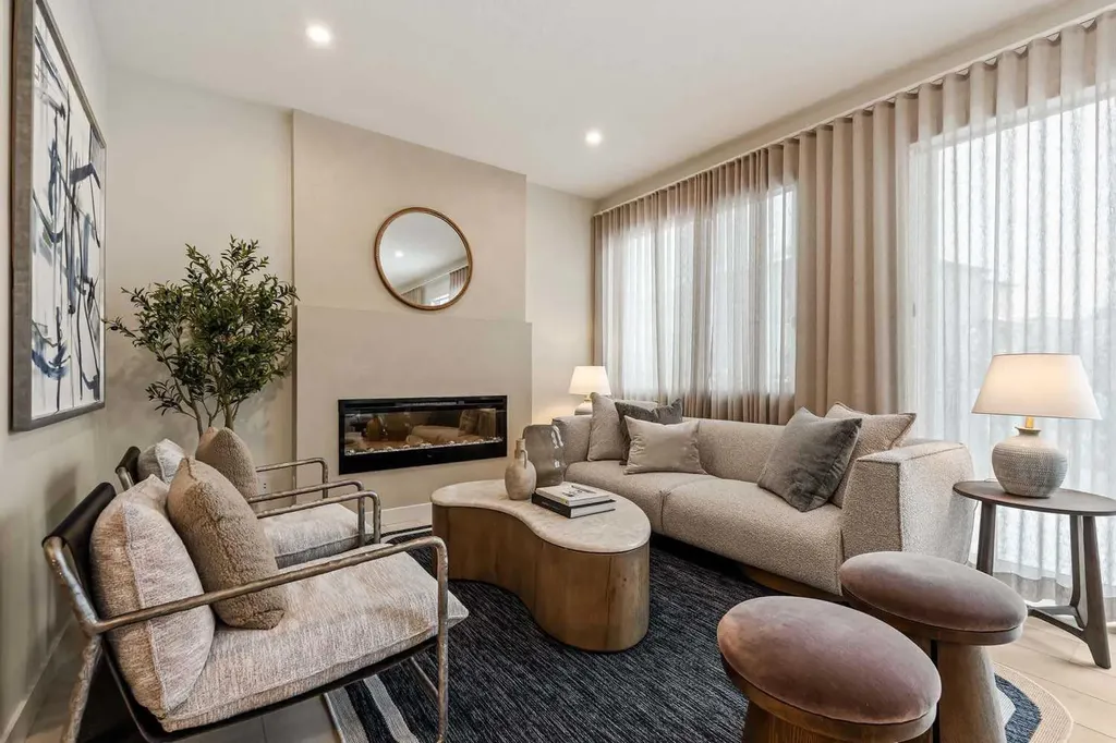 148 Lucas Green NW Calgary AB T3P 2X9