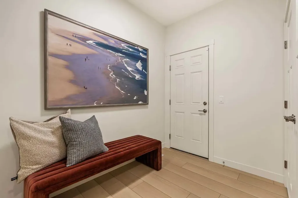 148 Lucas Green NW Calgary AB T3P 2X9