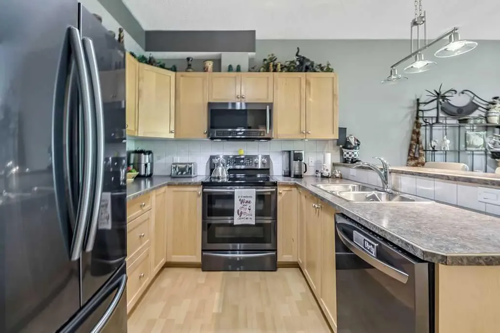 500 7 Street NW High River AB T1V 1T6
