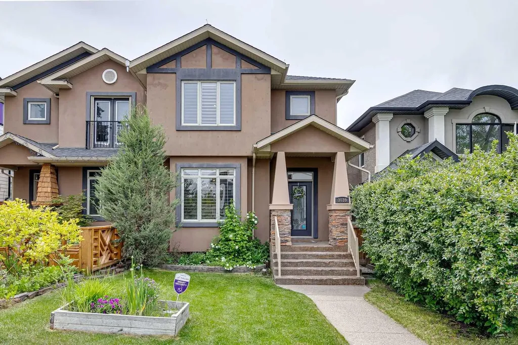 3039 27 Street SW Calgary AB T3E 2G6