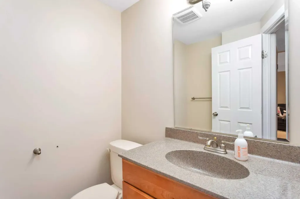 69 Mccullough Crescent Red Deer AB T4R 1S5
