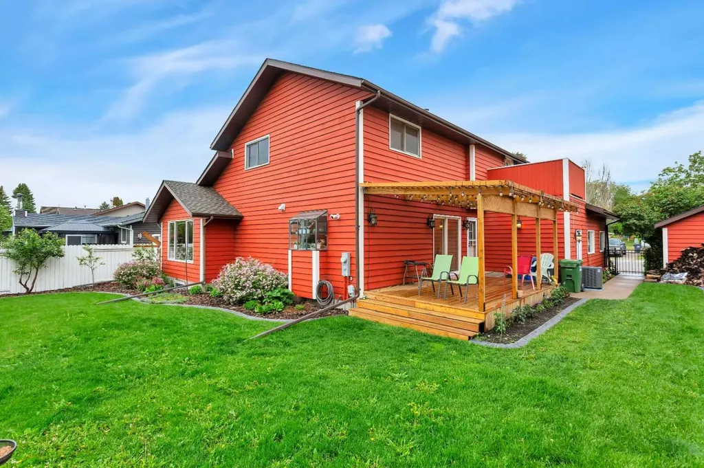 69 Mccullough Crescent Red Deer AB T4R 1S5