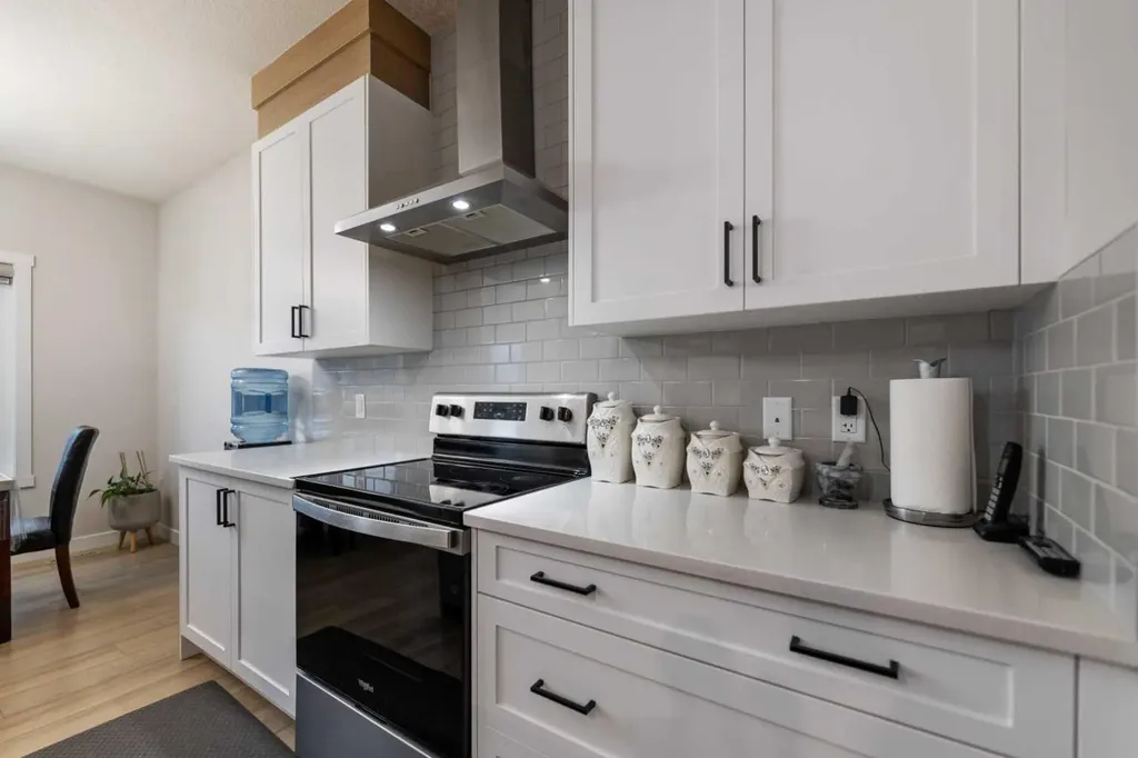 260 Homestead Grove NE Calgary AB T3J 5R8
