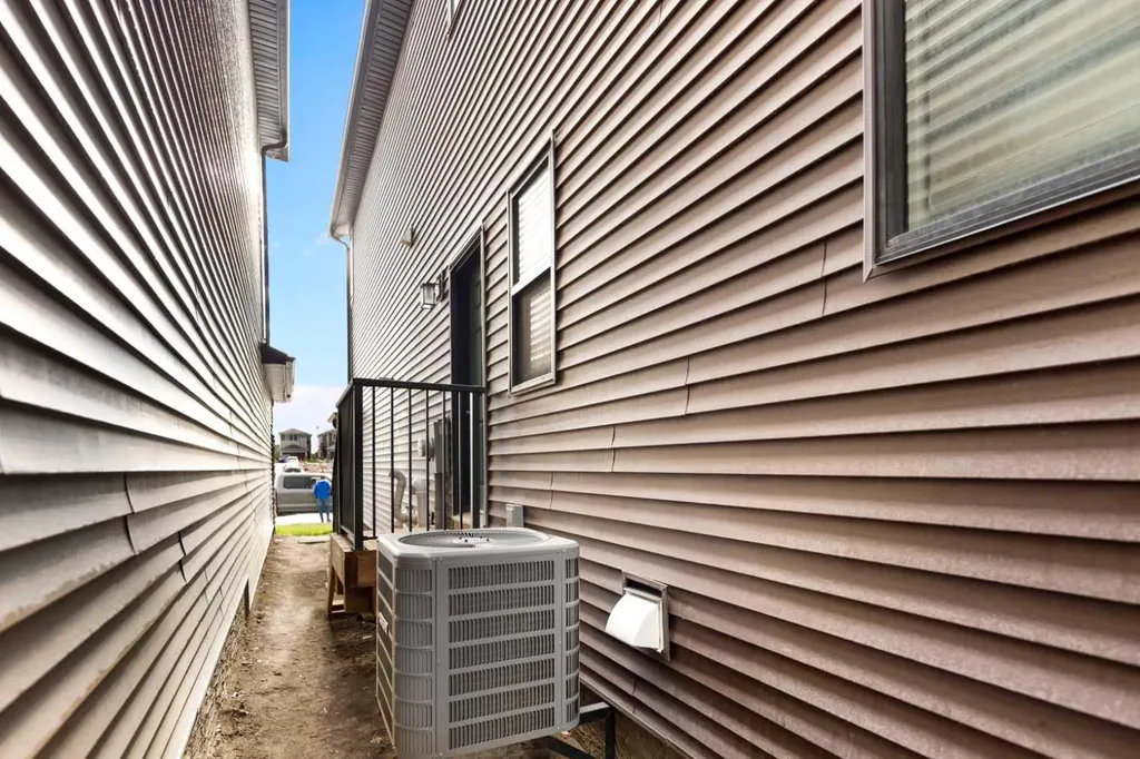260 Homestead Grove NE Calgary AB T3J 5R8