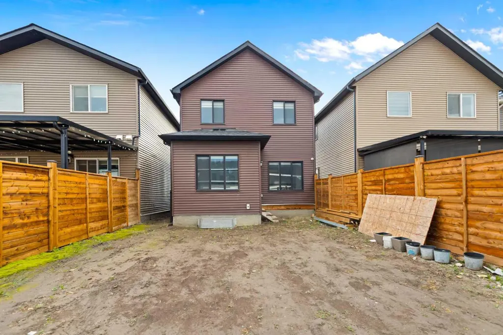 260 Homestead Grove NE Calgary AB T3J 5R8