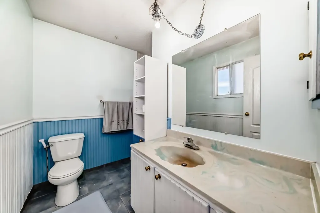 28 Rundlelawn Place NE Calgary AB T1Y3P5