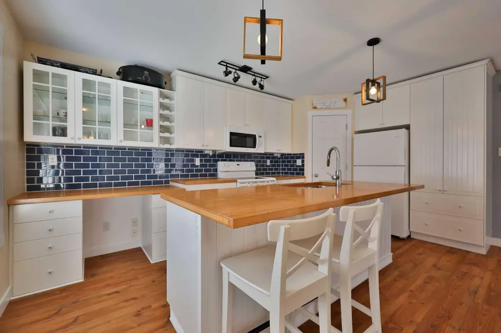 86 Riverstone Boulevard W Lethbridge AB T1K 7X5