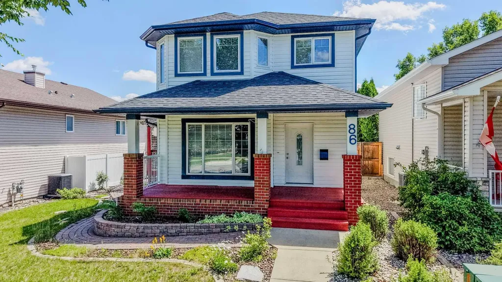 86 Riverstone Boulevard W Lethbridge AB T1K 7X5