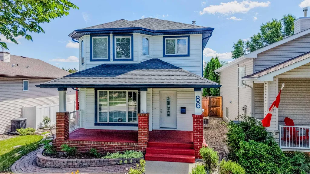 86 Riverstone Boulevard W Lethbridge AB T1K 7X5