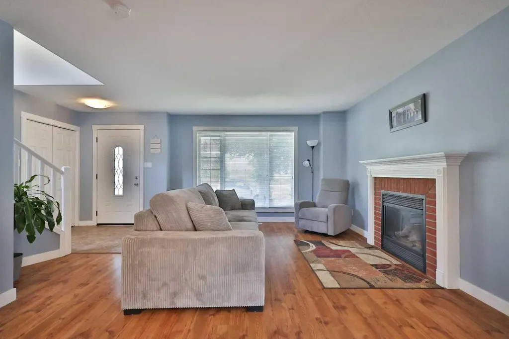 86 Riverstone Boulevard W Lethbridge AB T1K 7X5