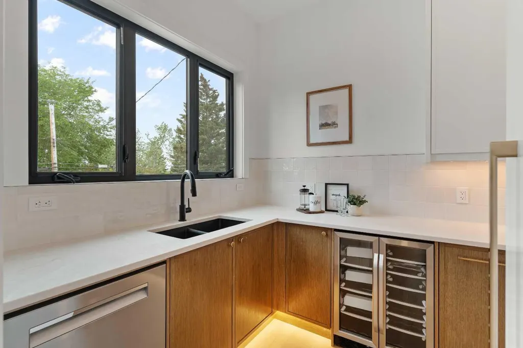 4719 Chapel Road NW Calgary AB T2L 1A7