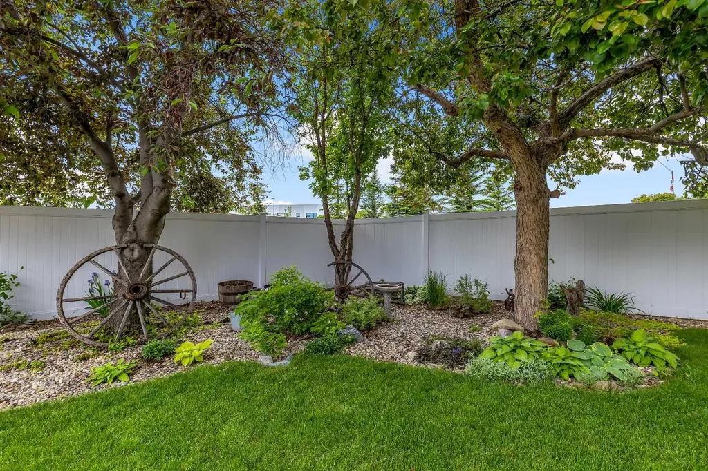 56 Coverdale Place NE Calgary AB T3K 4E9