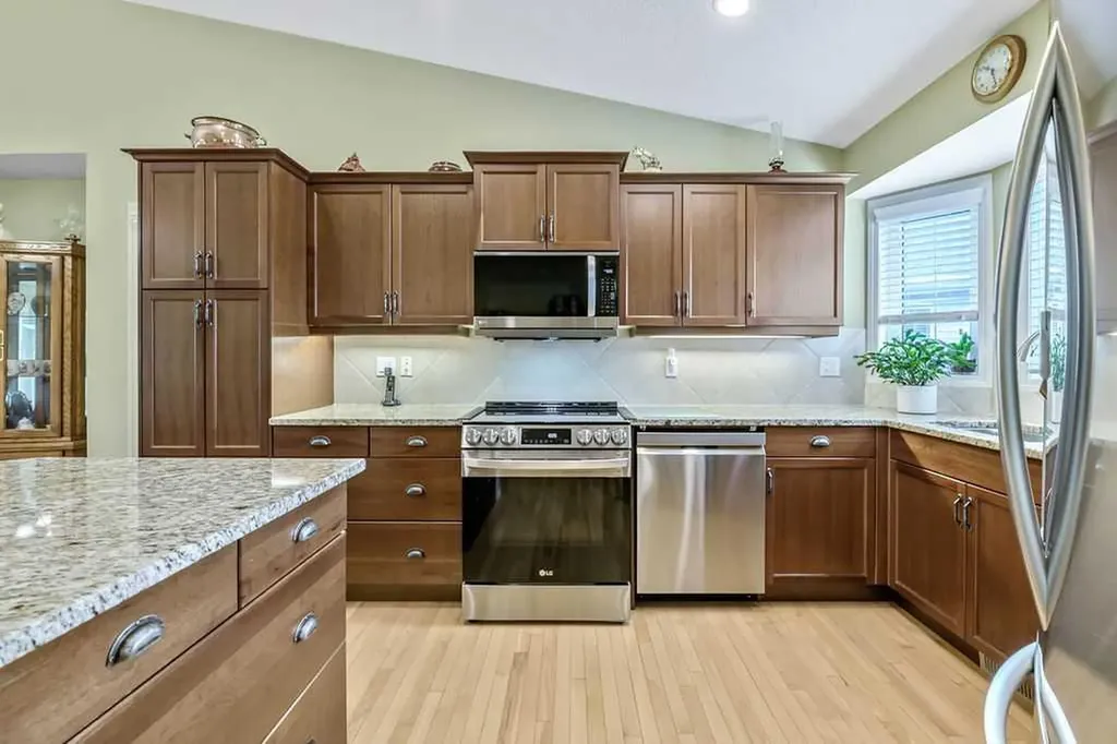 1803 Riverside Drive NW High River AB T1V 0A2