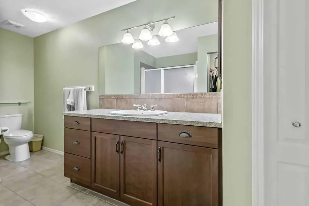 1803 Riverside Drive NW High River AB T1V 0A2