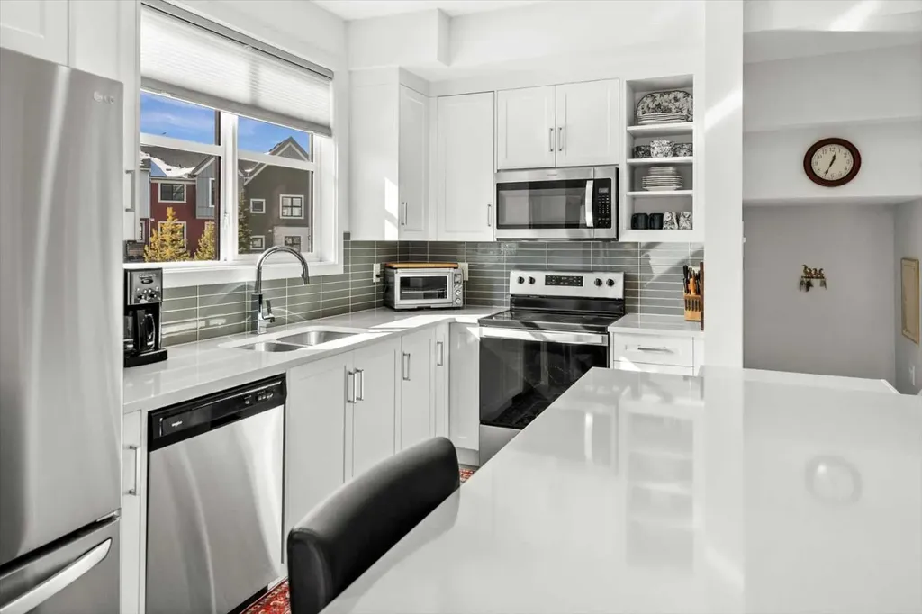 100 Walgrove Court SE Calgary AB T2X 4N1