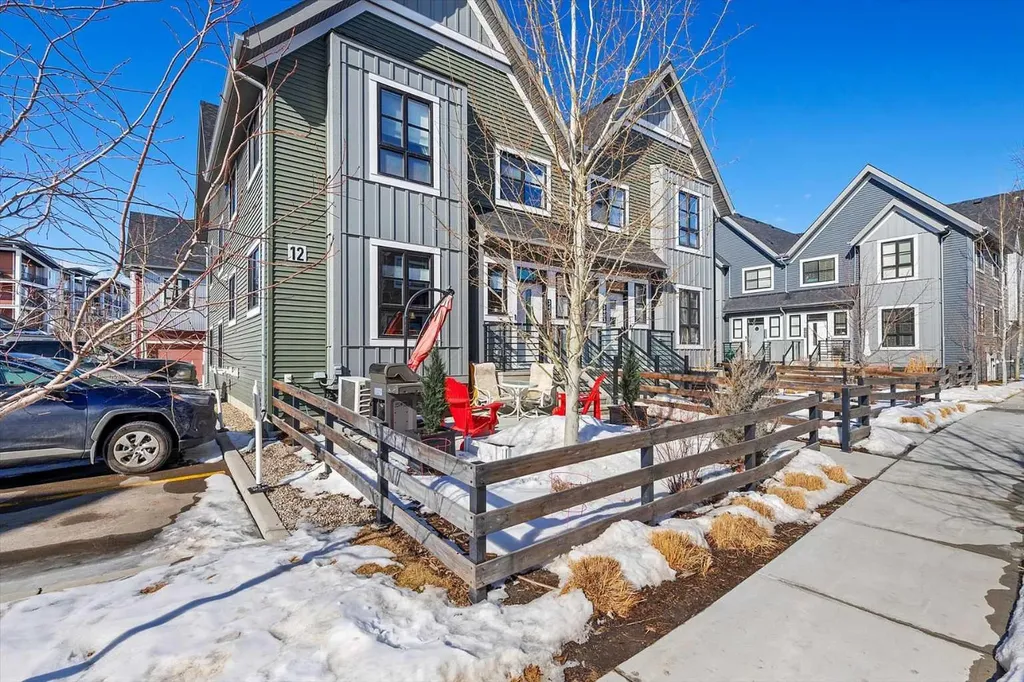 100 Walgrove Court SE Calgary AB T2X 4N1