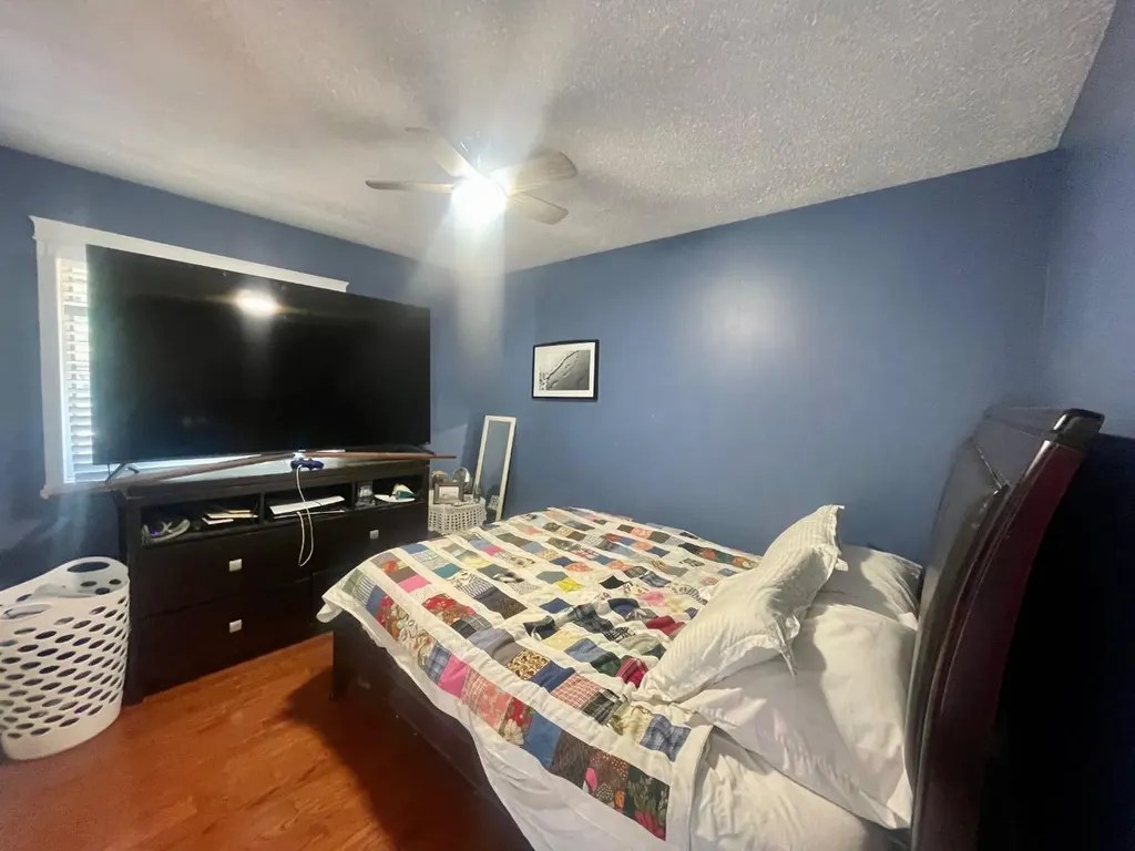 11 Bench Creek Estate Edson AB T7E 0B3
