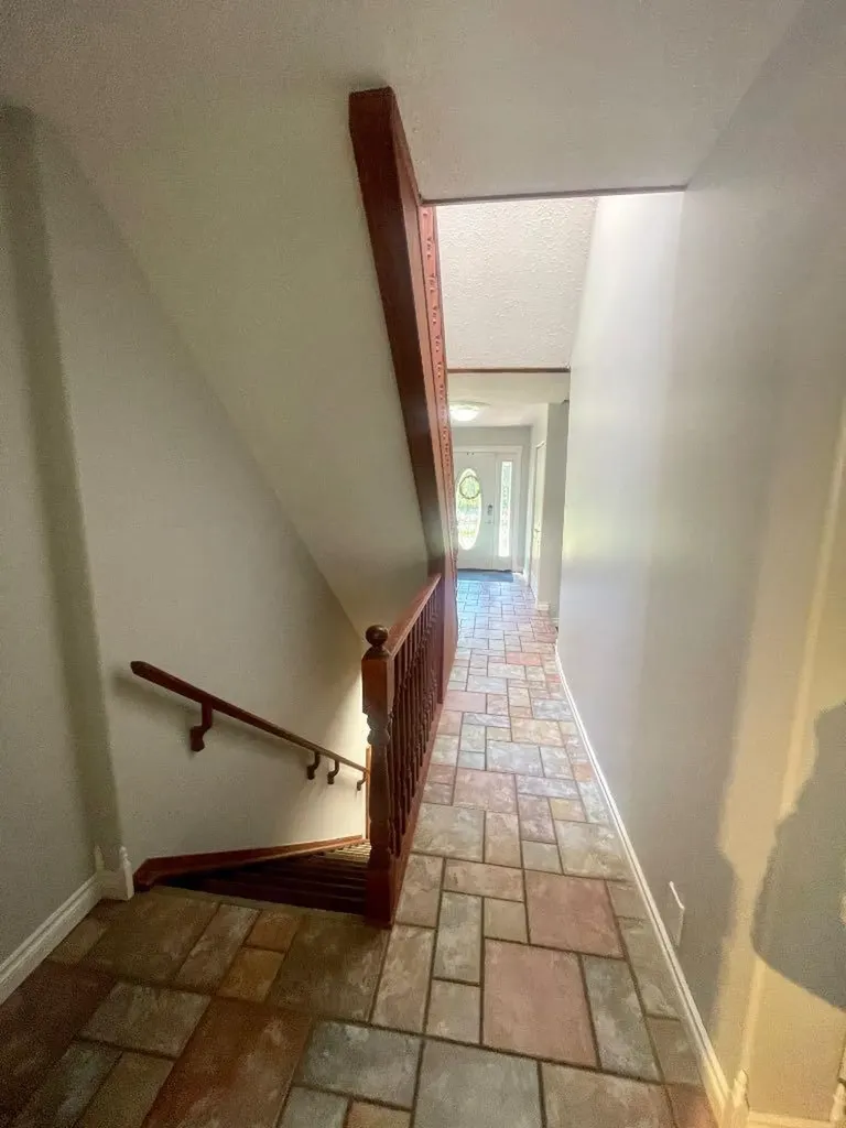 11 Bench Creek Estate Edson AB T7E 0B3