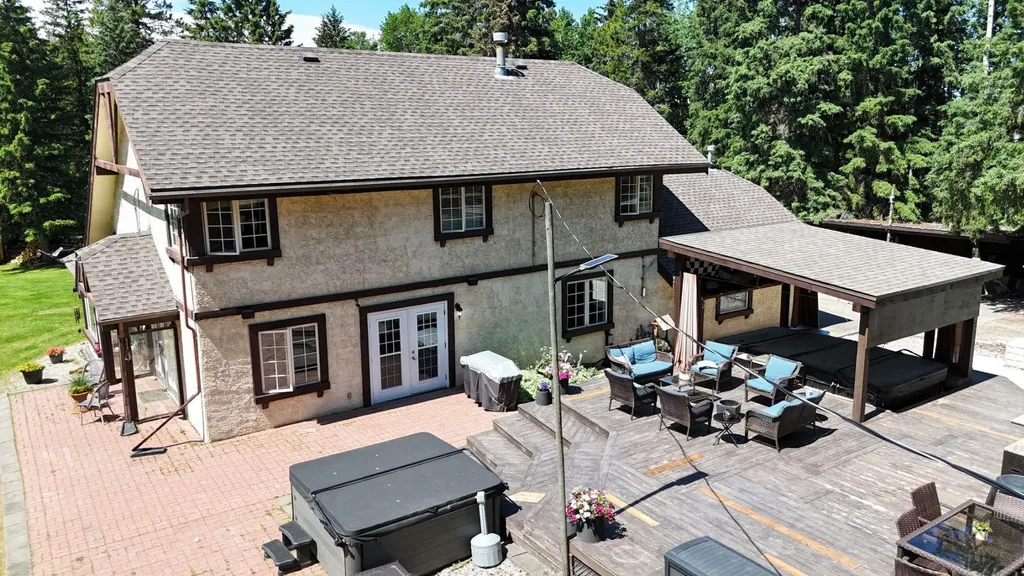 11 Bench Creek Estate Edson AB T7E 0B3