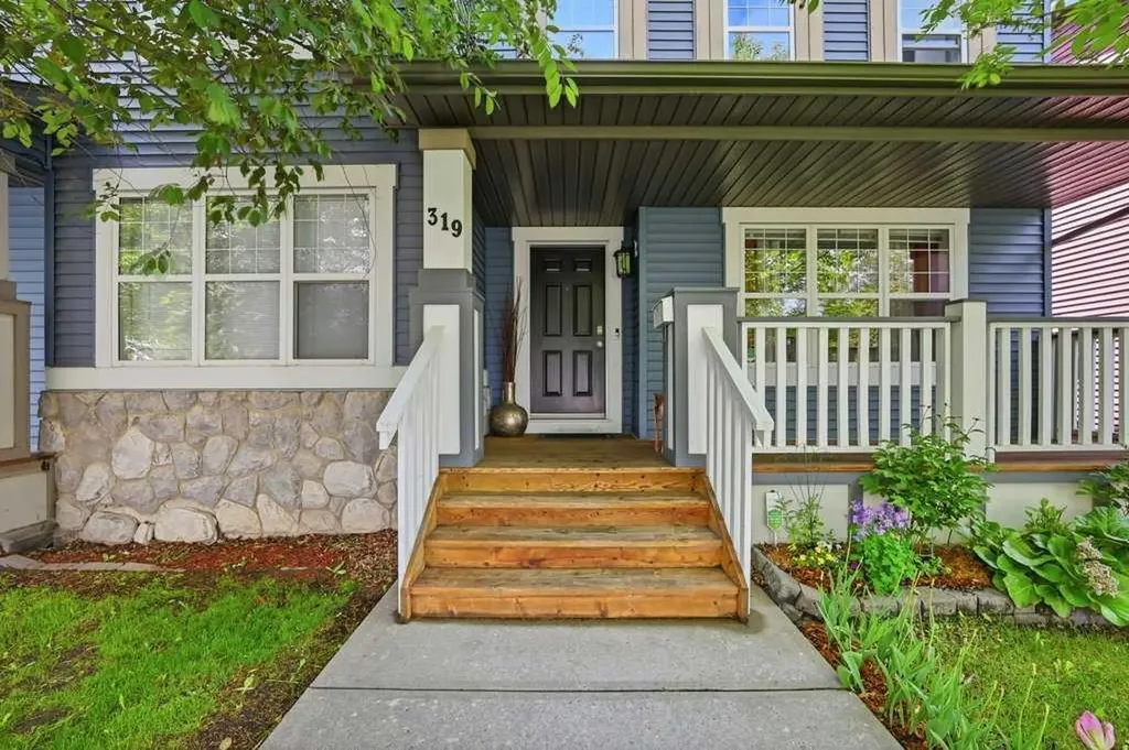 319 Everstone Drive SW Calgary AB T2Y 5A2