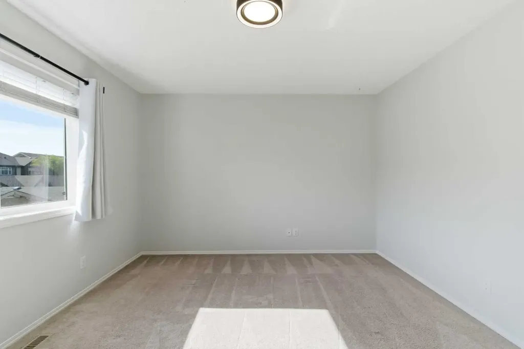 74 Legacy Common SE Calgary AB T2X 2A9