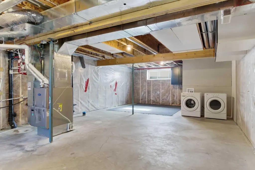 74 Legacy Common SE Calgary AB T2X 2A9