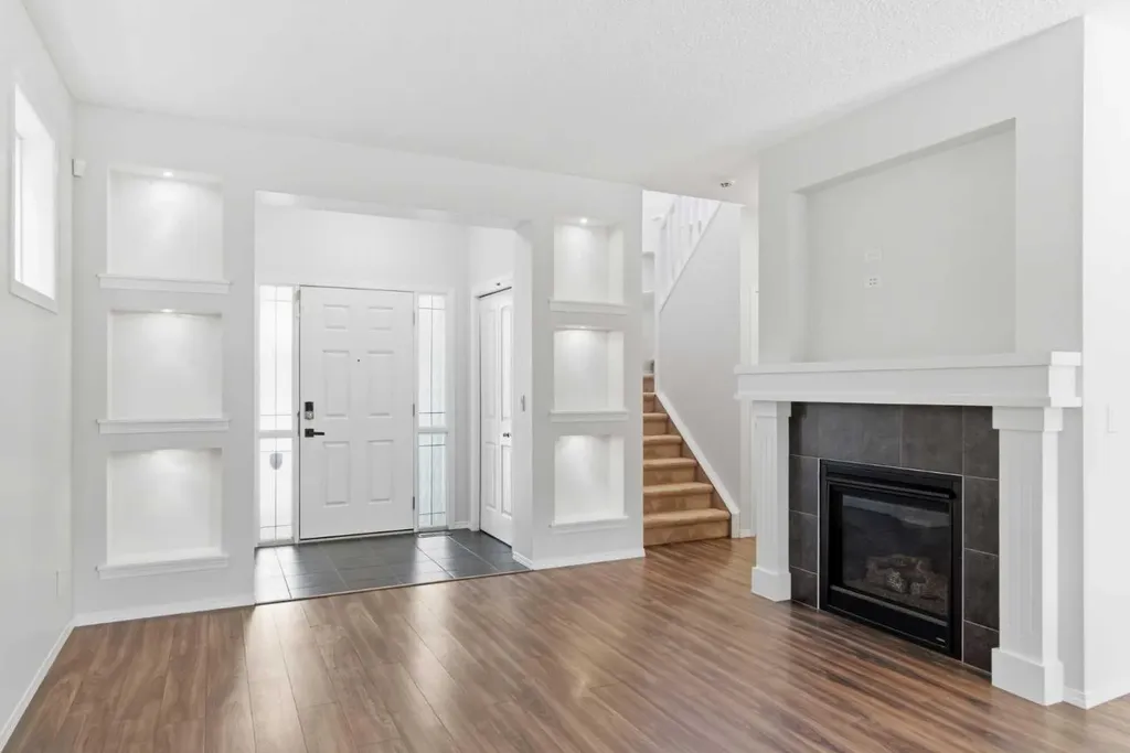74 Legacy Common SE Calgary AB T2X 2A9