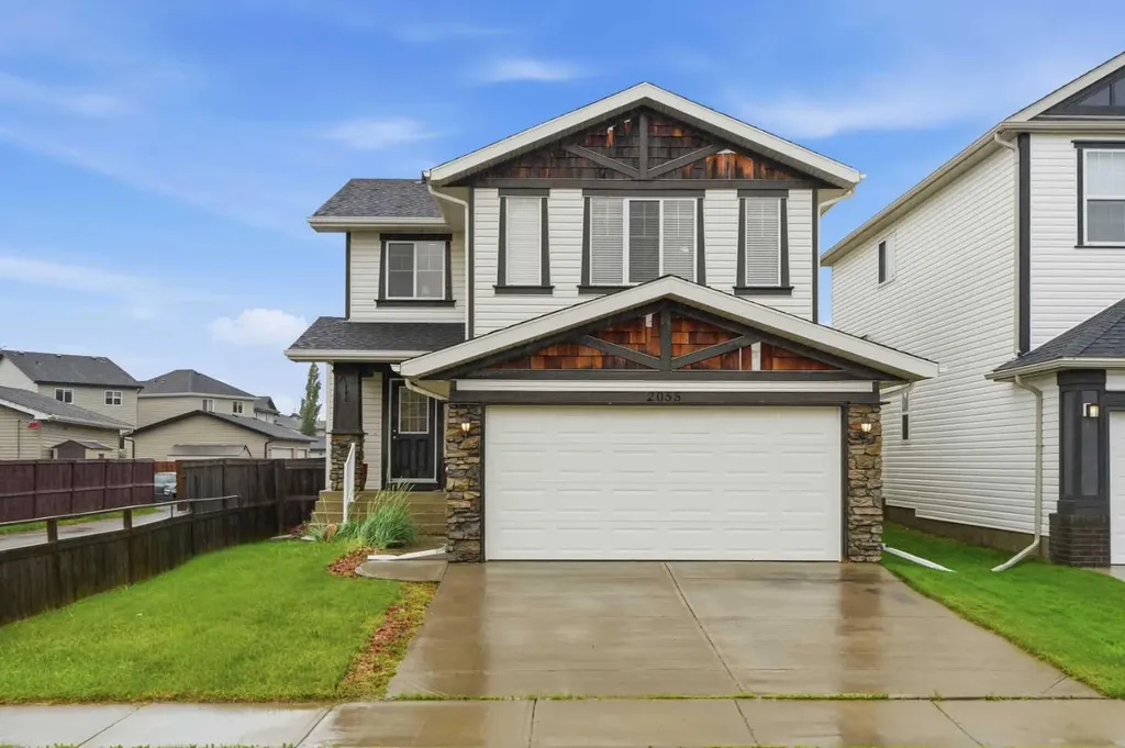 2055 Reunion Boulevard NW Airdrie AB T4B 0J2