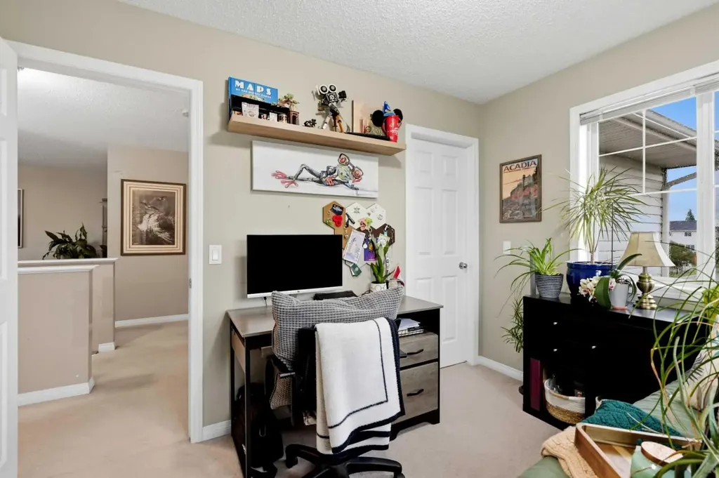 2055 Reunion Boulevard NW Airdrie AB T4B 0J2