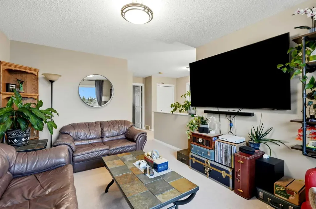 2055 Reunion Boulevard NW Airdrie AB T4B 0J2